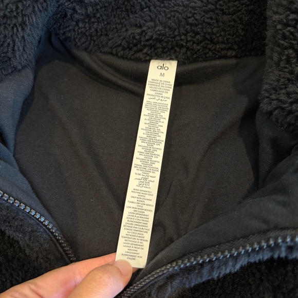 ALO Yoga Foxy Sherpa Fleece Jacket - Picture 2 of 6